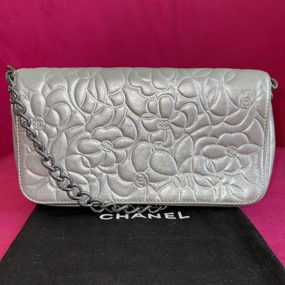 Chanel Floral Embossed Silver Shoulder Bag - Picture 13 of 13